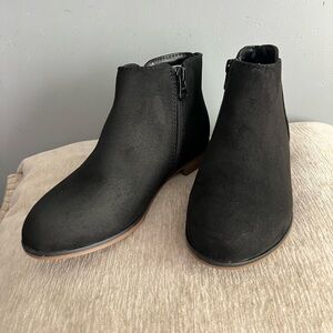 Target Black and White Star Pattern Textile Shoes